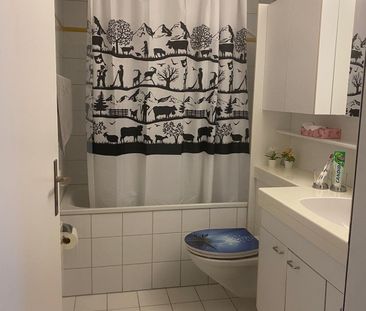 Gepflegte Wohnung mit Balkon und Tiefgaragenplatz - Photo 4