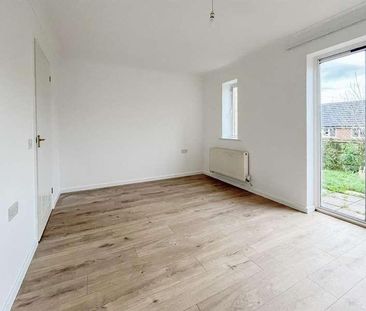 Carvel Court, St. Leonards, TN38 - Photo 1