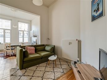 Prachtig gelijkvloers appartement met authentieke elementen op de Belgiëlei - Photo 3