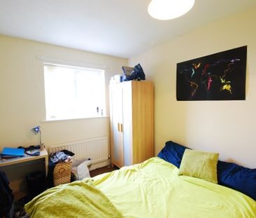 7 Bed - Starbeck Mews, Sandyford - Photo 6
