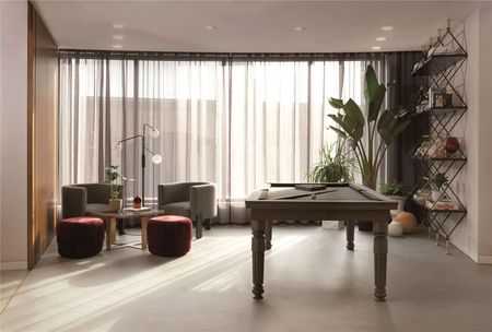 Impeccable two bedroom apartment in this iconic development - Photo 5