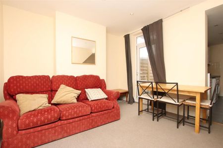 5 bedroom house to rent - Photo 4