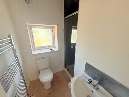 Wyndham Street, Yeovil, Somerset - Photo 4