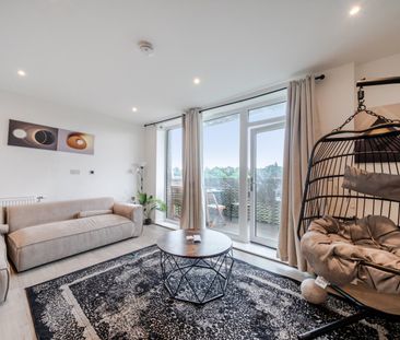 Flat to rent - Brewers Square, Dartford, DA1 - Photo 1