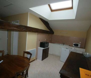 Appartement meublé, à louer CIVRAY - Photo 3