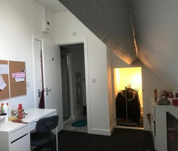 8 Bed Terraced House, St. James Road, LE2 - Photo 3