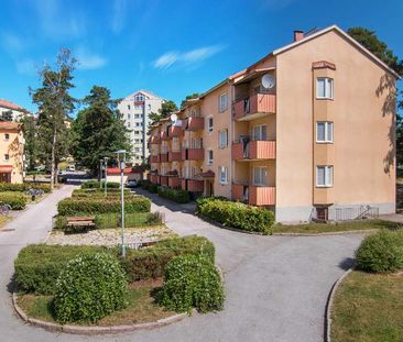 Tallåsvägen 9 C - Foto 1