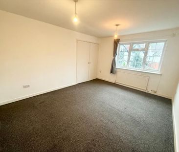 2 bedroom semi-detached house to rent - Photo 5