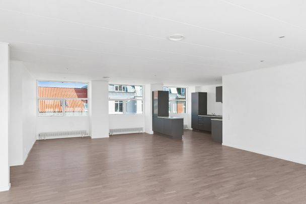 Attraktiv 5 vær. lejlighed - Foto 1