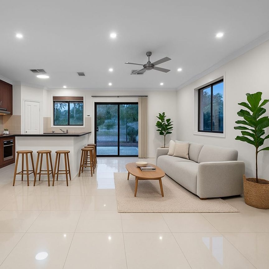 Stunning Family Home in Mawson Lakes - Photo 1