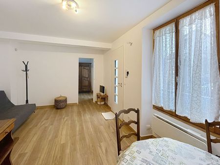 Apartment - Photo 2