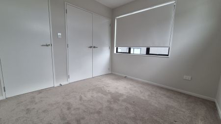 4 Bedrooms, Sunnyhills - Photo 2