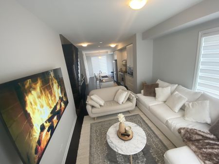 For Lease - 348 WHEAT BOOM Drive Unit# 8, Oakville, Ontario - Photo 2