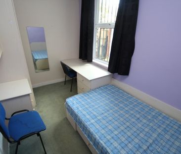 9 Bed - Estcourt Terrace, Headingley, Leeds - Photo 6