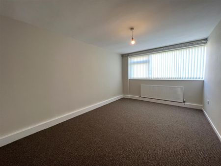 Garrick Close, Coventry - Photo 3