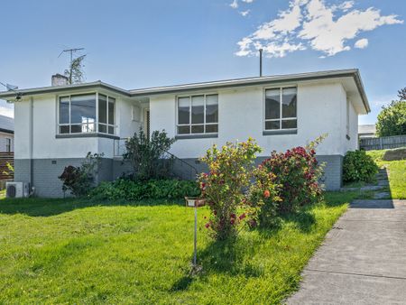 69 Arunta crescent Chigwell TAS 7011 Australia - Photo 3