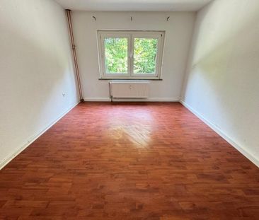 Gemütliche 3,5 Zimmerwohnung mit neuem Badezimmer mit Fenster - Photo 1