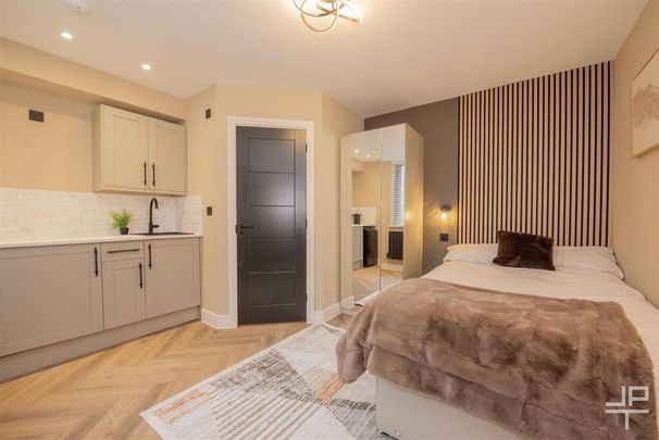 Studio to rent - Photo 1