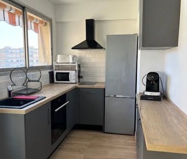 Location Appartement 2 pièces 45m² MANDELIEU LA NAPOULE 06210 - Photo 2