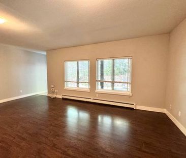 🌟 Rental Opportunity in Sullivan, Surrey! 🌟 2 bed + 1 bath - Photo 3