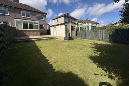 3 bedroom semi-detached house to rent - Photo 4