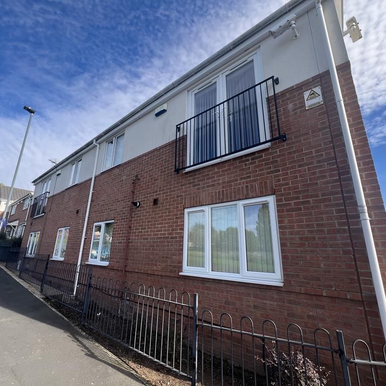 1 bedroom flat to rent - Photo 1