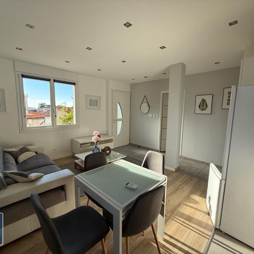 Location Appartement 2 pièces 45m² NICE 06000 - Photo 1