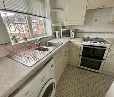 1 bedroom flat to rent - Photo 3