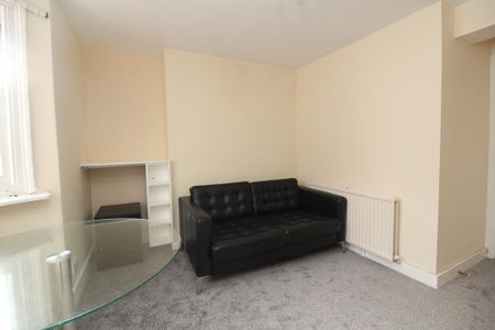 1 bedroom maisonette to rent - Photo 2