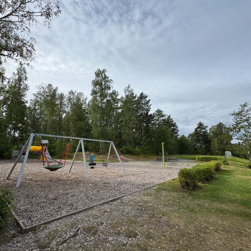 Dunderbacksvägen, Finspång - Photo 1