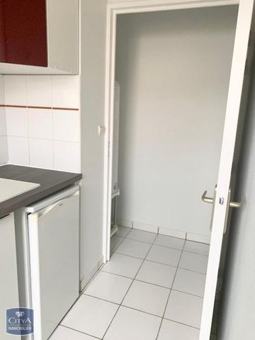 Location Appartement 2 pièces 49m² EXIREUIL 79400 - Photo 5