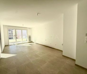 Location Appartement 2 pièces NICE 06300 - Photo 3