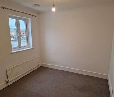 Naunton Lane Leckhampton Cheltenham, GL53 - Photo 4