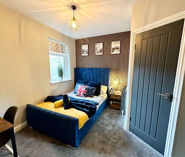 6 Bed 3 Studio all Ensuite HMO - Photo 1