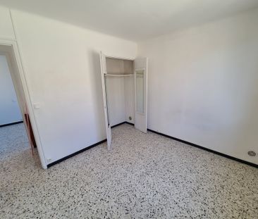 Location Appartement 3 pièces 49m² MARSEILLE 9ème - Photo 6