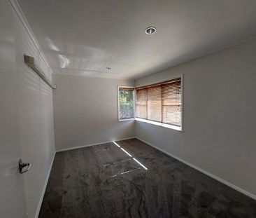 Sunny Brick and Tile Unit - Photo 3