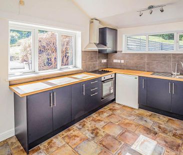 2 bedroom house to rent - Photo 1