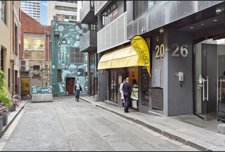 City Apartment - Photo 2