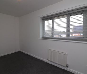 2 bedroom House To Let Total Size: 593 SQ FT - Photo 4