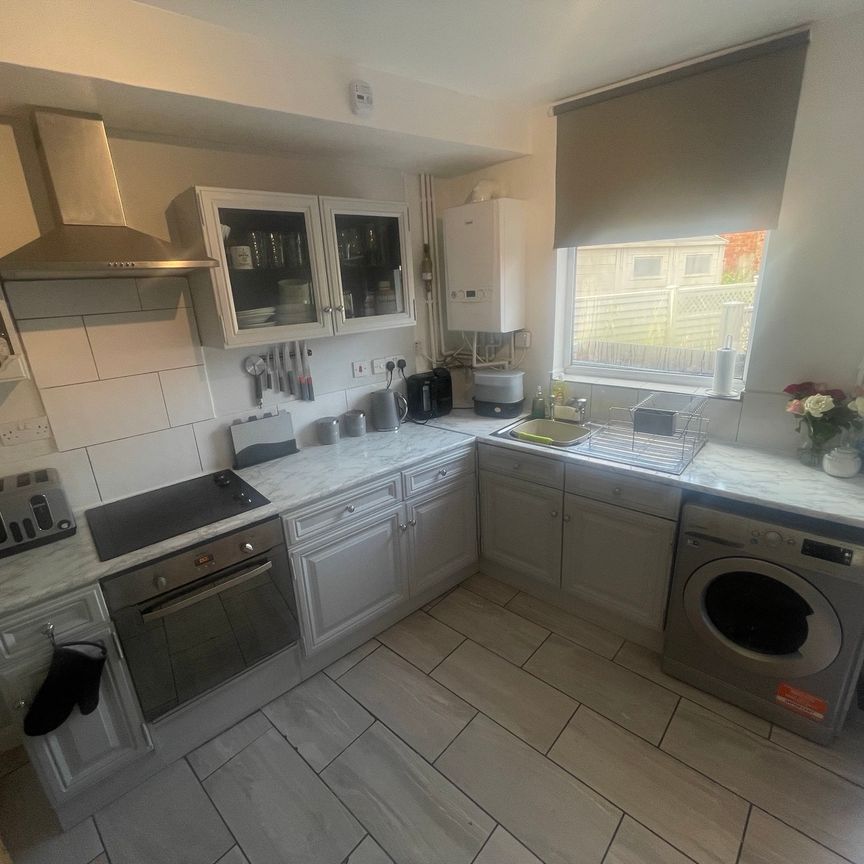 2 bedroom house to rent Cotmanhay Road, DE7 - Photo 1