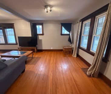 For Lease - 6226 Pine Grove Avenue, Niagara Falls, Ontario - Photo 1