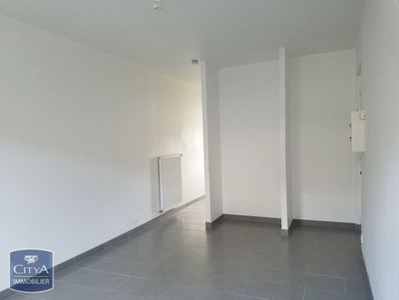Location Appartement 1 pièce 26m² CHATEAUROUX 36000 - Photo 4