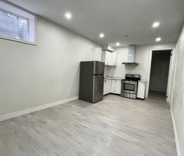 For Lease - 5866 Valley Way Unit# LEGAL BASEMENT, Niagara Falls, On... - Photo 5