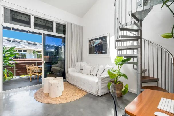 1 Bedroom unfurnished Loft Apartment available in Habitat - Photo 1