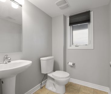 For Lease - 166 Bluestone Private, Orleans - Cumberland and Area, O... - Photo 5