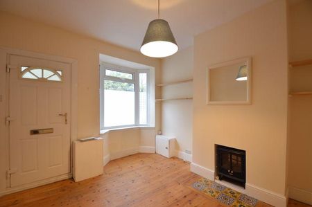 3 bedroom terraced house to rent - Photo 2