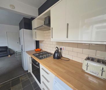 4 bedroom house share to rent - Photo 1