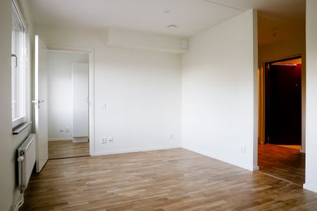 Vårbergsvägen 73A - Photo 2