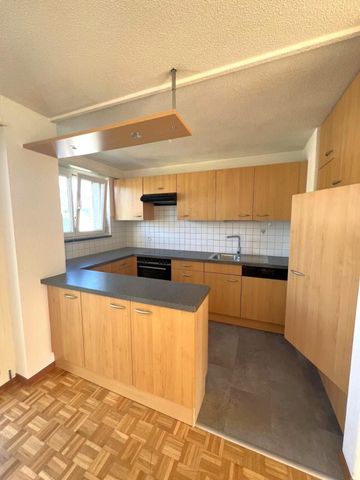 Charming 5.5-room apartment on the 6th floor - Photo 5