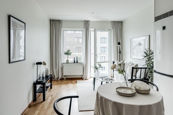 Grepgatan 52 - Photo 1